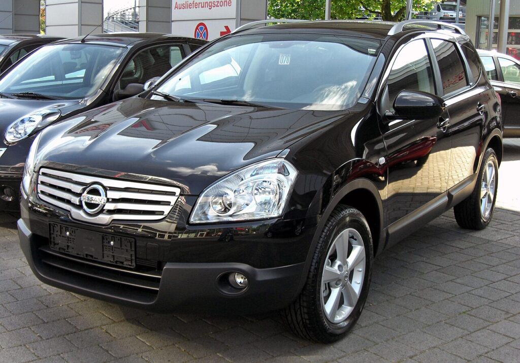 Автомобиль Nissan Qashqai — тематическая иллюстрация